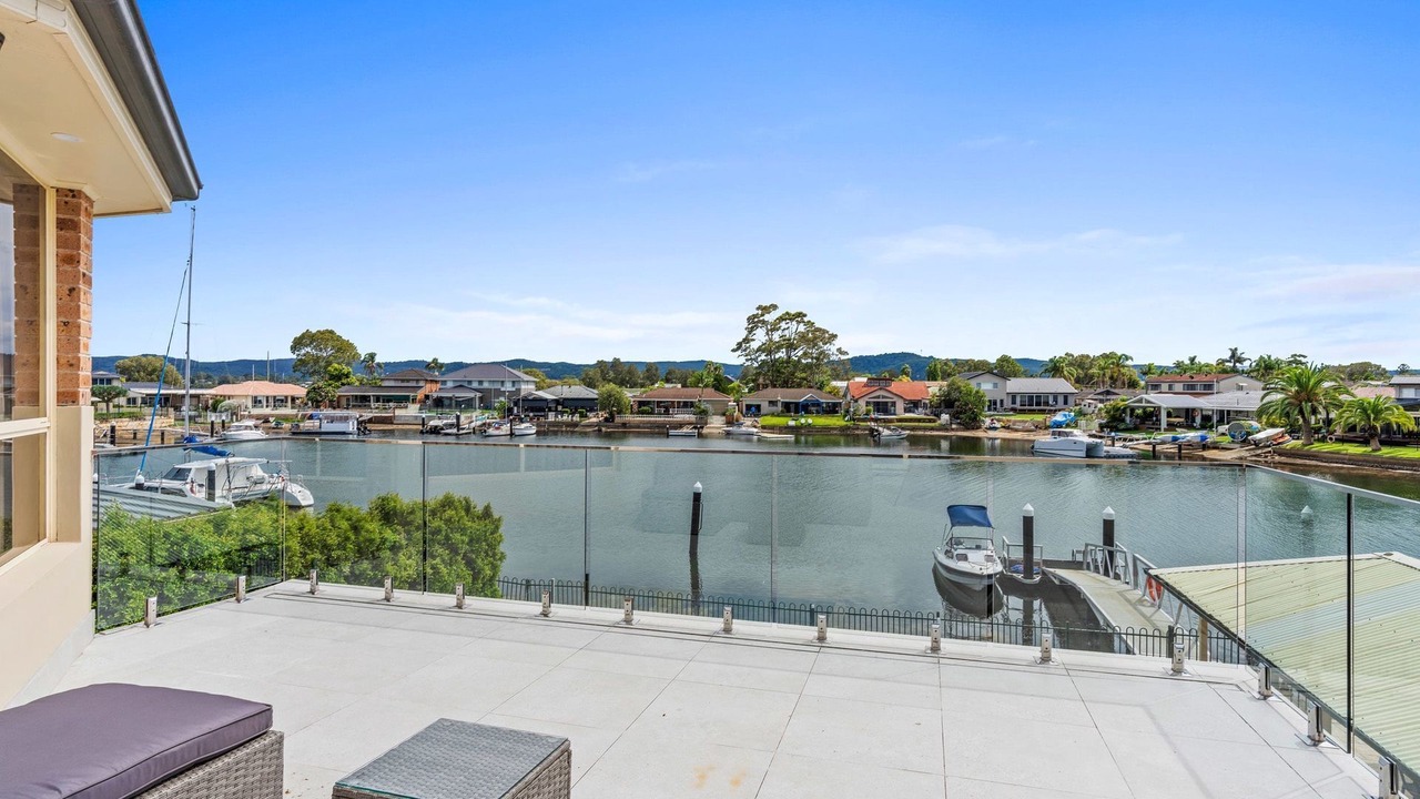 Photo of Patio Balcony in St Huberts Island