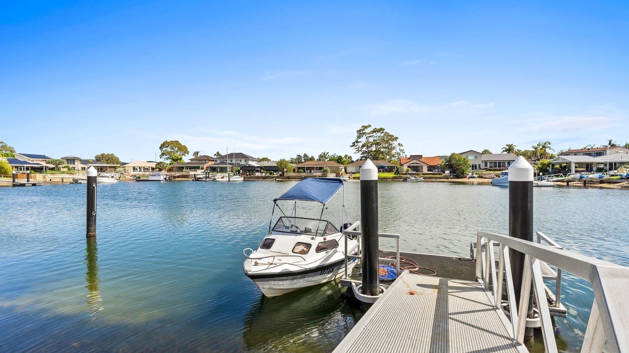 Photo of Others in St Huberts Island