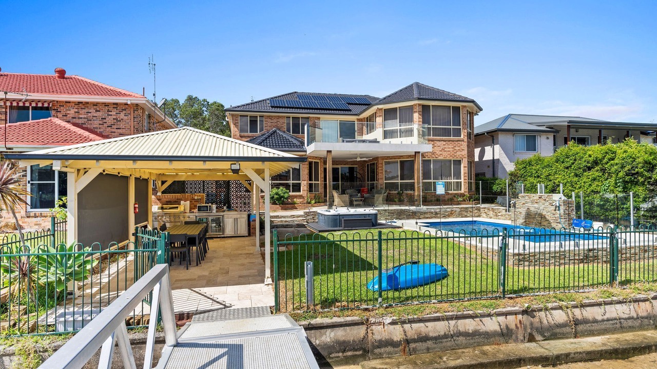 Photo of Outdoor in St Huberts Island