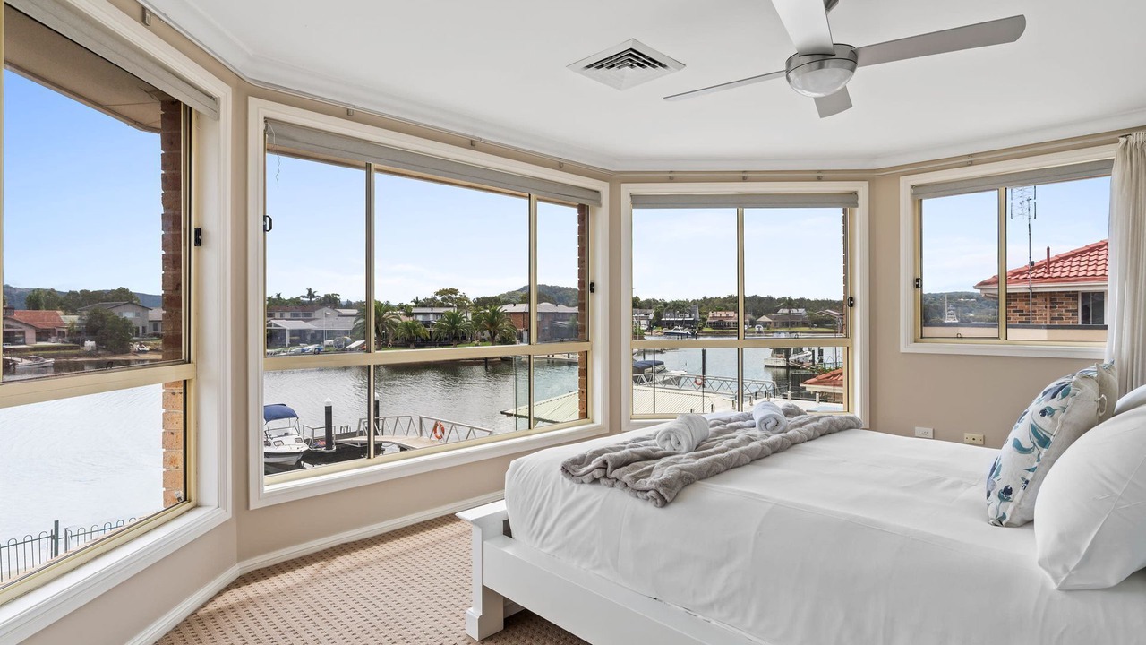 Photo of Bedroom in St Huberts Island