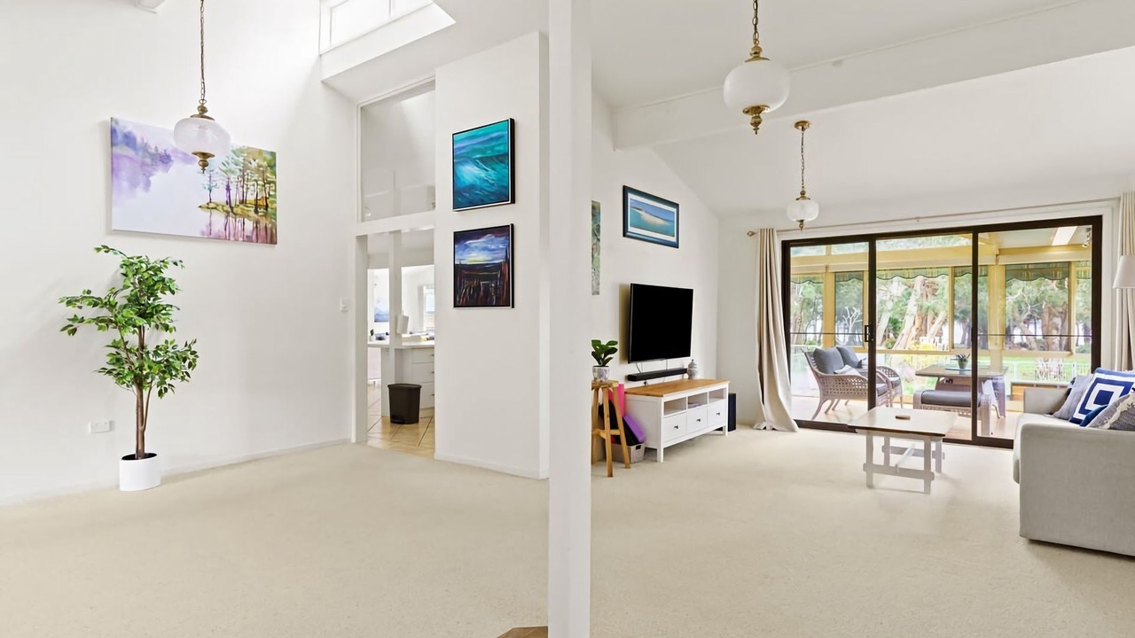 Photo of Livingroom in Toukley