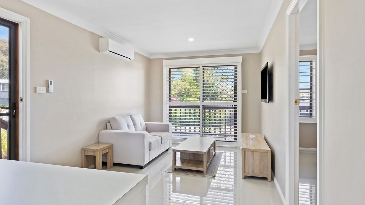 Photo of Livingroom in Toukley