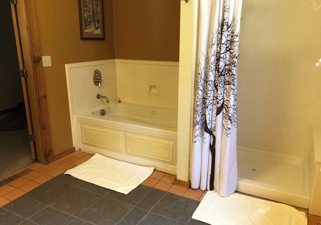 Photo of Bathroom in Weed