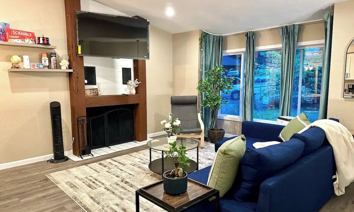 Photo of Livingroom in Everett
