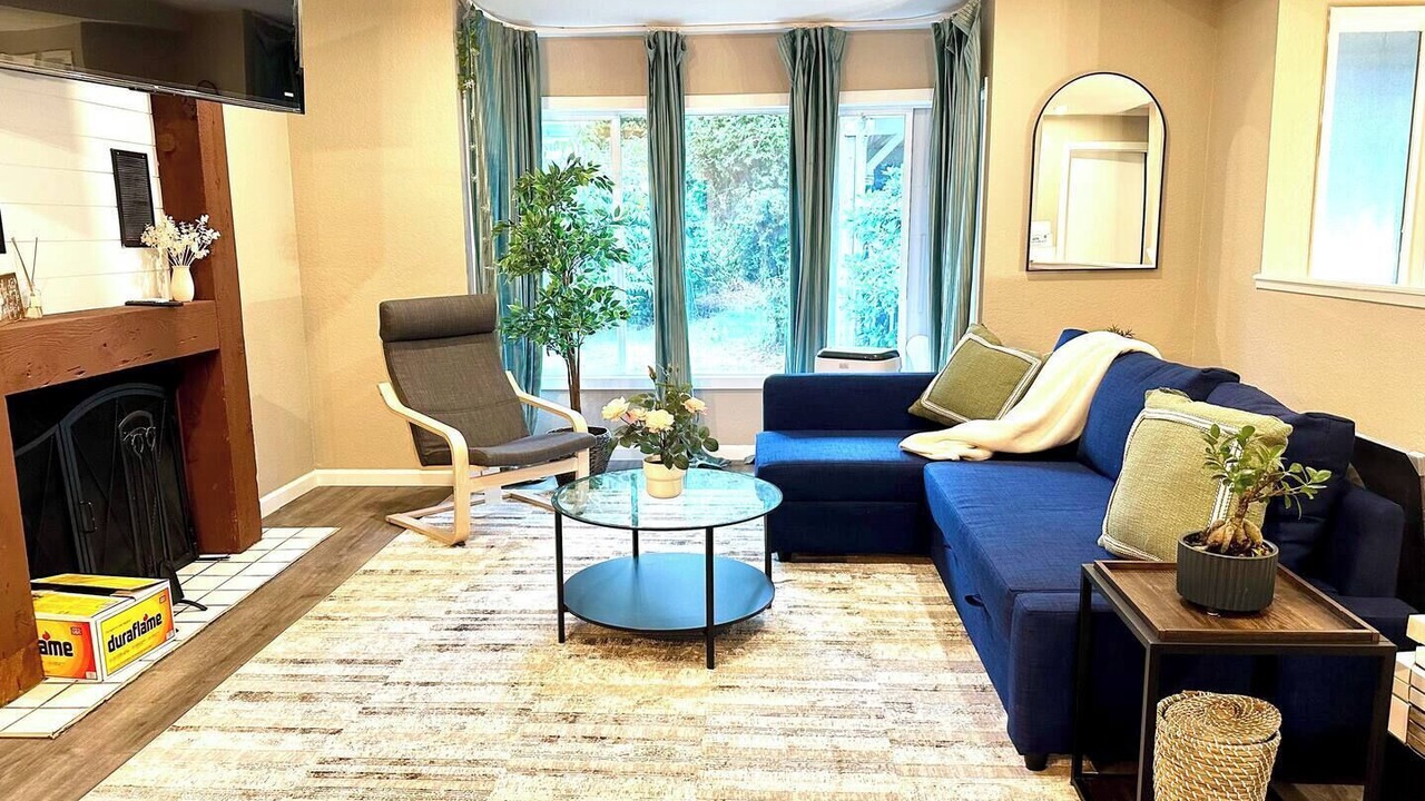 Photo of Livingroom in Everett