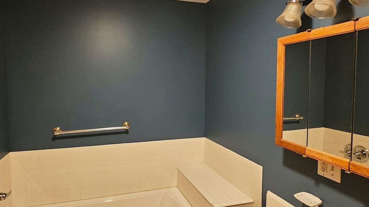 Photo of Bathroom in Cuddebackville