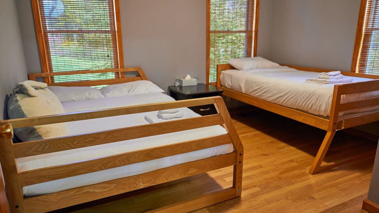 Photo of Bedroom in Cuddebackville