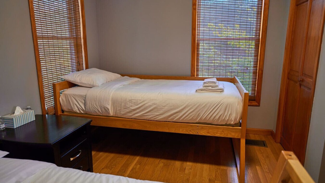 Photo of Bedroom in Cuddebackville