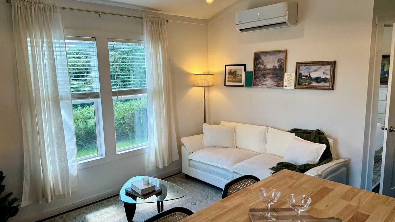 Photo of Livingroom in Victoria