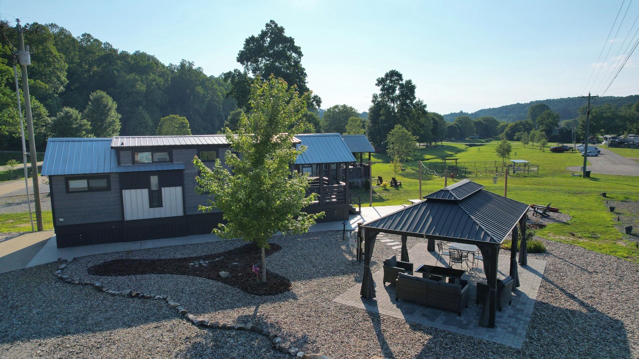 Photo of Outdoor in Morganton