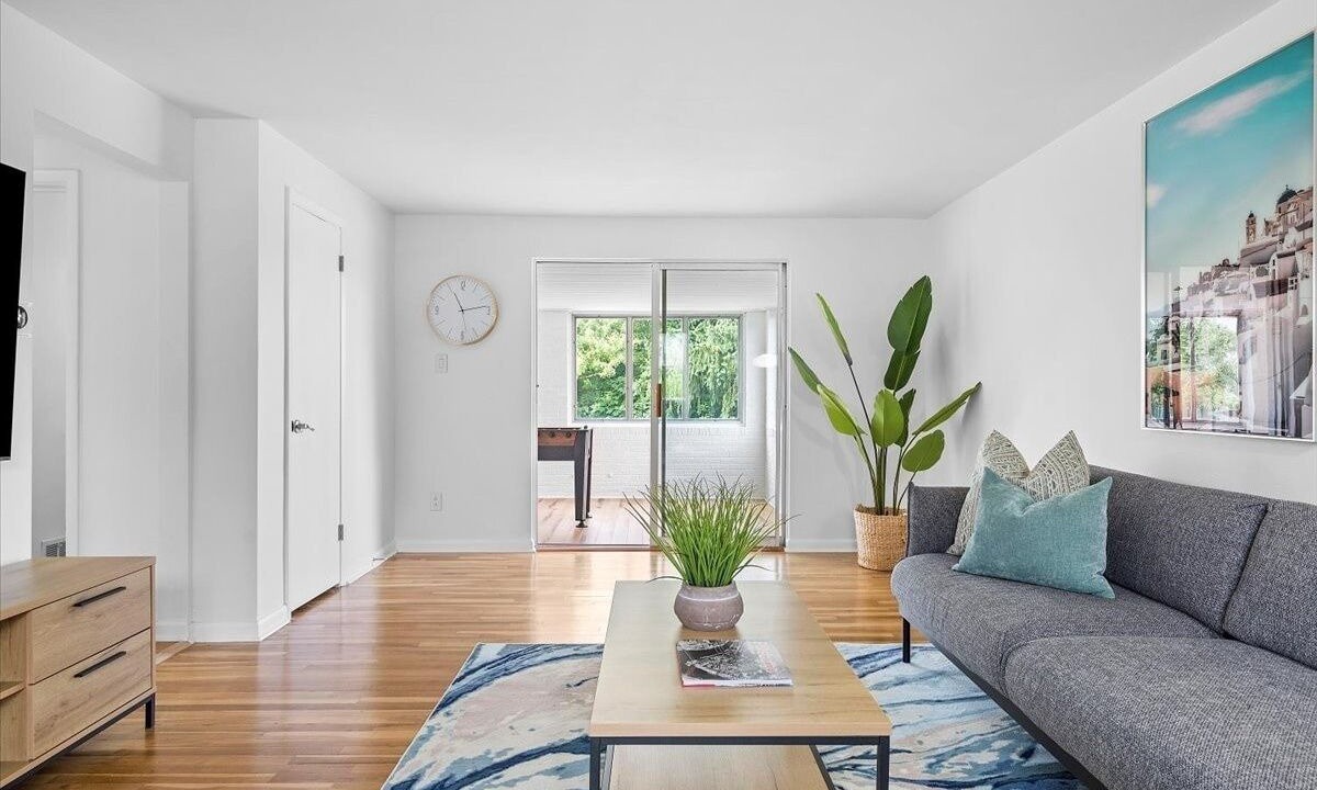 Photo of Livingroom in Pittsburgh