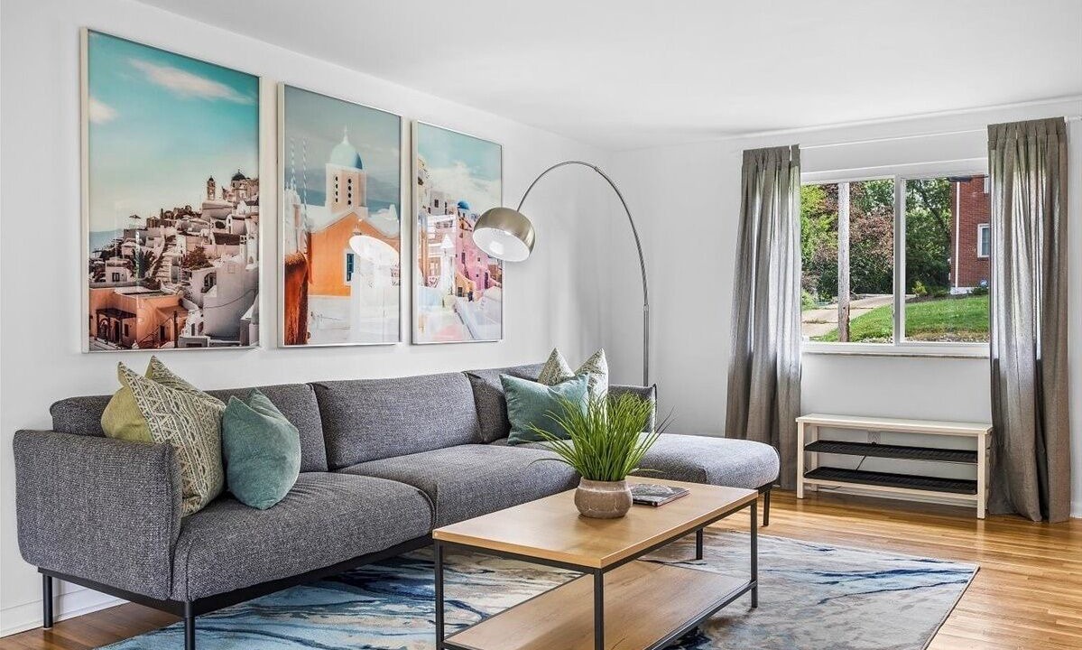 Photo of Livingroom in Pittsburgh