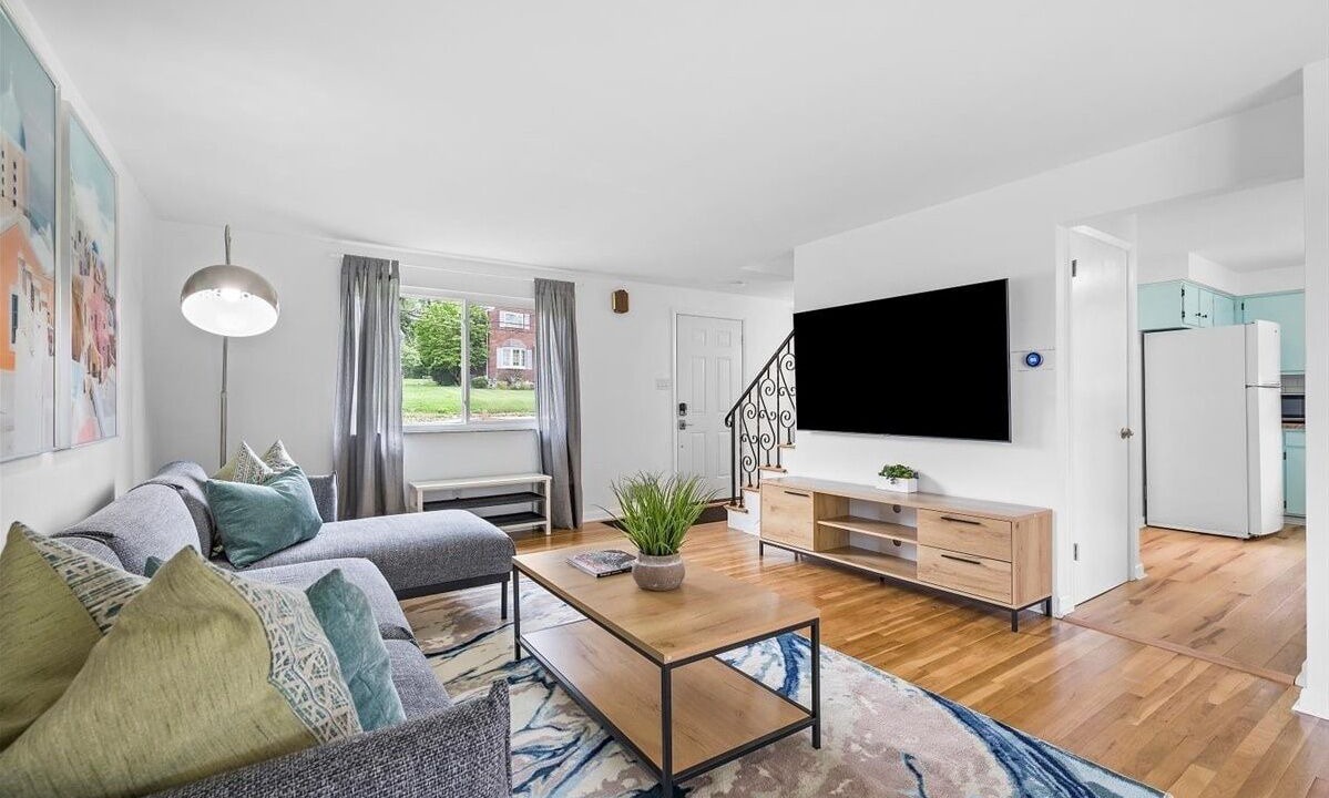 Photo of Livingroom in Pittsburgh