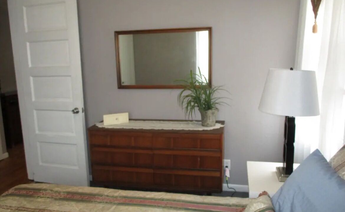 Photo of Bedroom in Newton