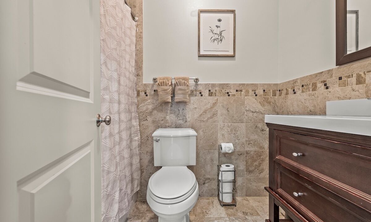 Photo of Bathroom in McGinley Square