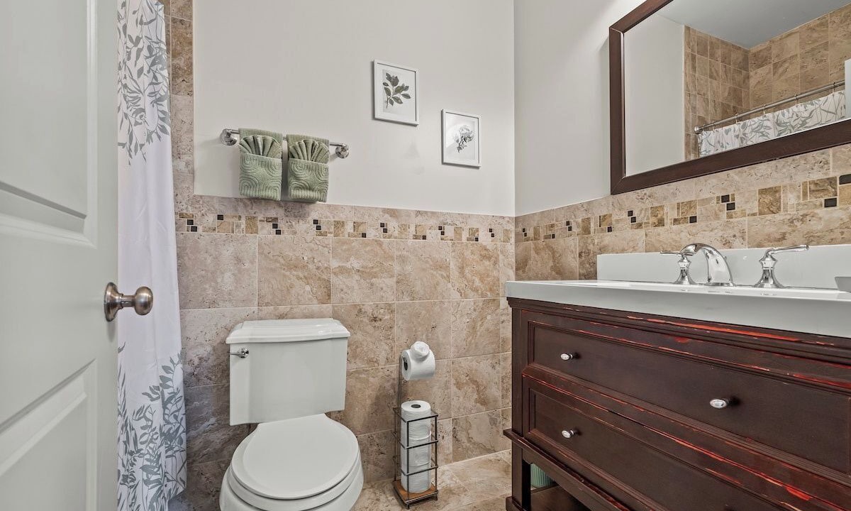 Photo of Bathroom in McGinley Square