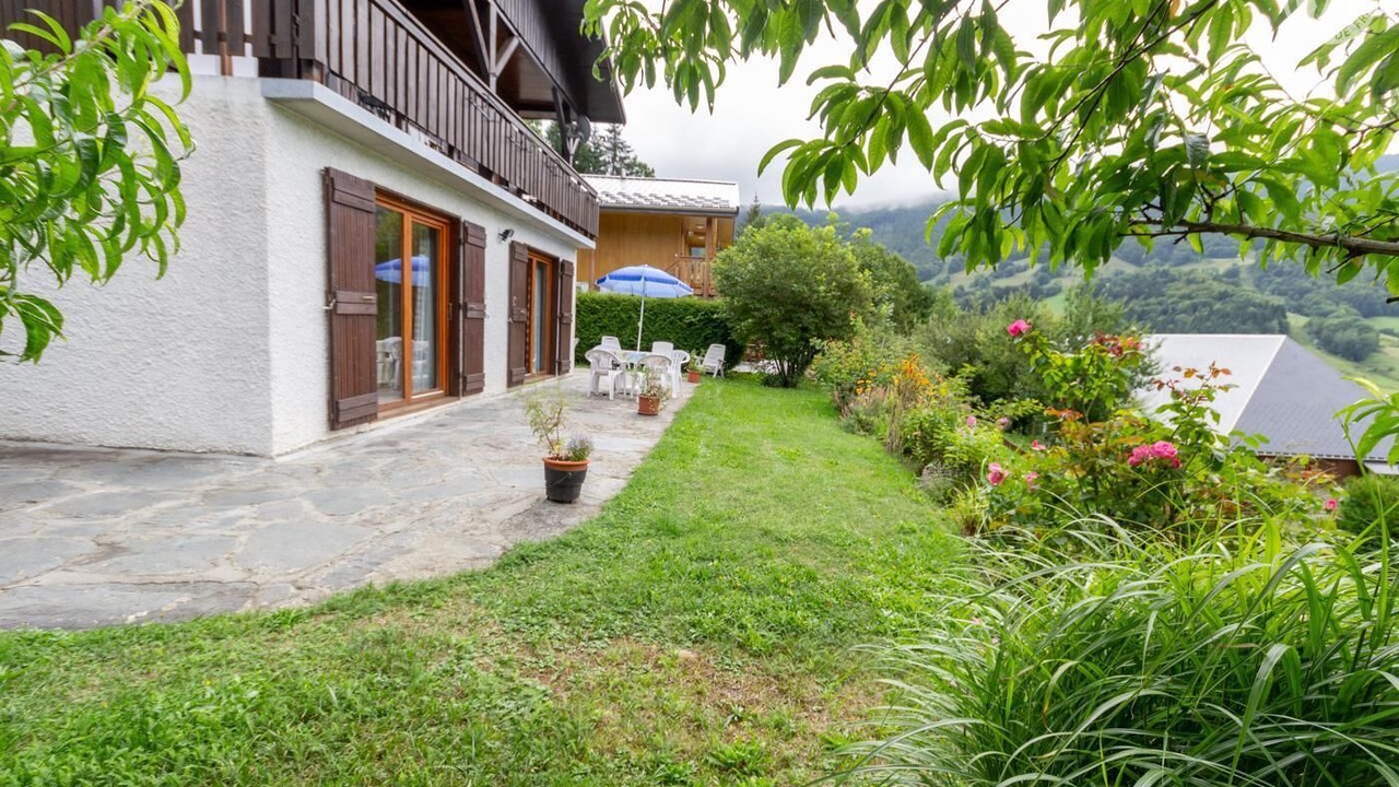 Photo of Patio Balcony in Aillon-le-Jerune