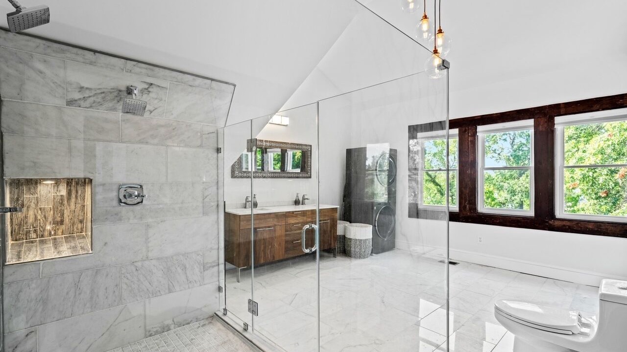 Photo of Bathroom in Brookland