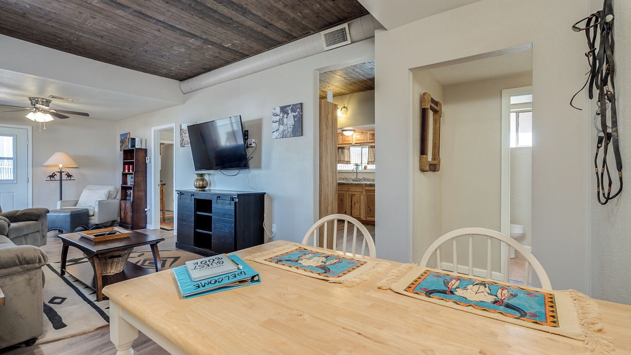 Photo of Livingroom in Tombstone