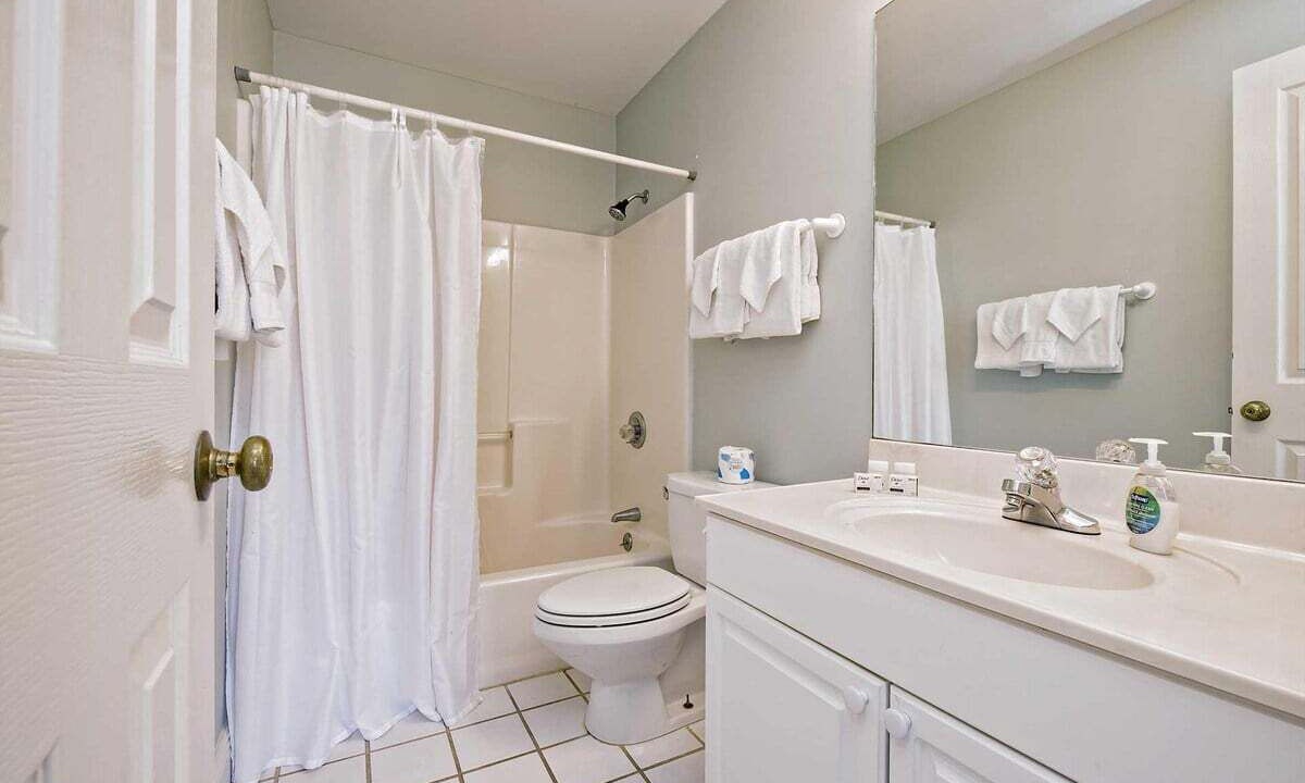 Photo of Bathroom in Southpointe