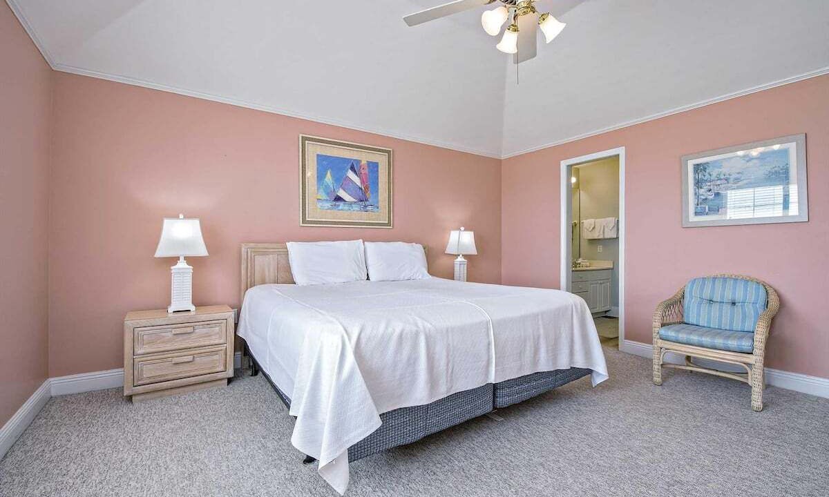 Photo of Bedroom in Southpointe