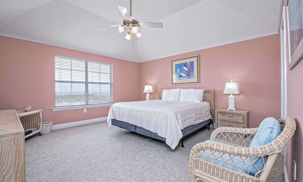 Photo of Bedroom in Southpointe