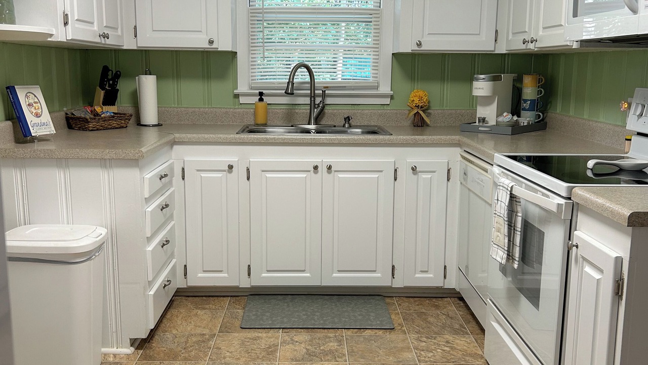 Photo of Kitchen in Weaver