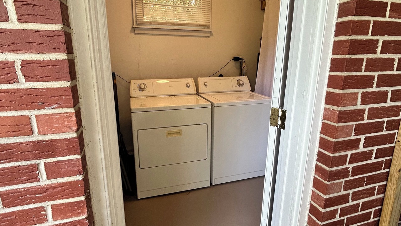 Photo of Others in Weaver