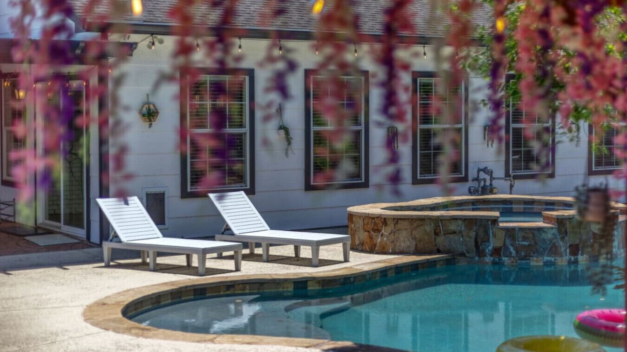 Photo of Outdoor in Woodlake - Briar Meadow