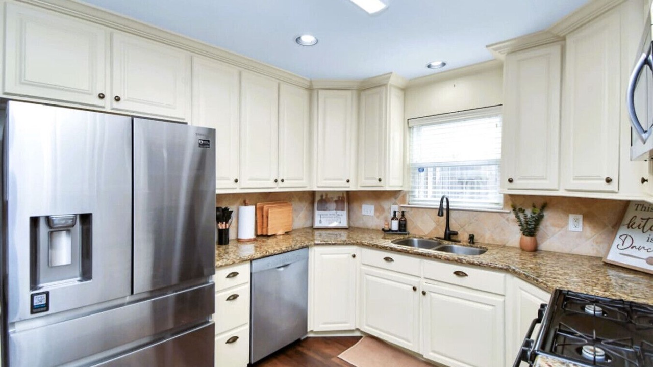 Photo of Kitchen in Woodlake - Briar Meadow