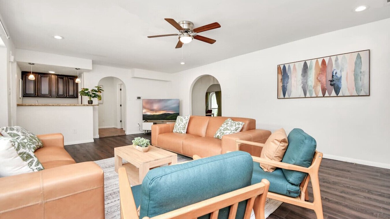 Photo of Livingroom in Houston