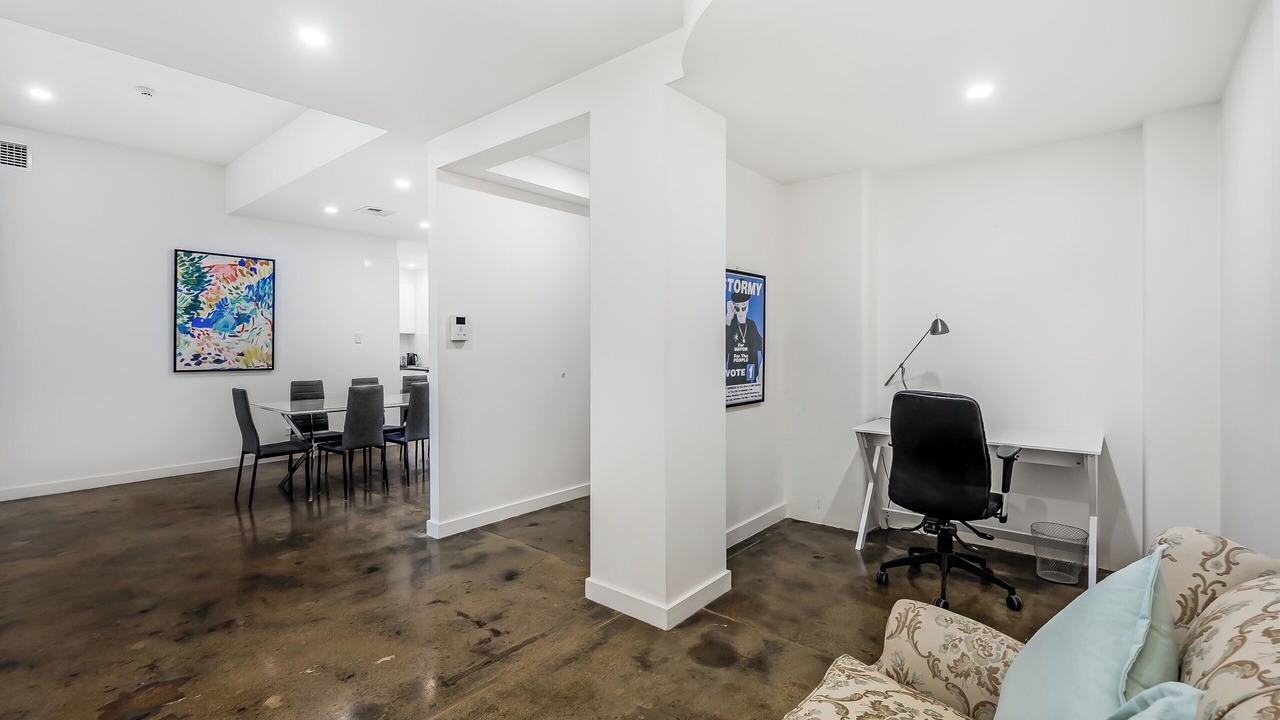 Photo of Livingroom in Adelaide Central Business District