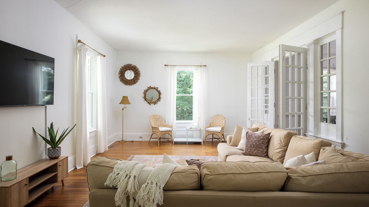 Photo of Livingroom in Cheriton