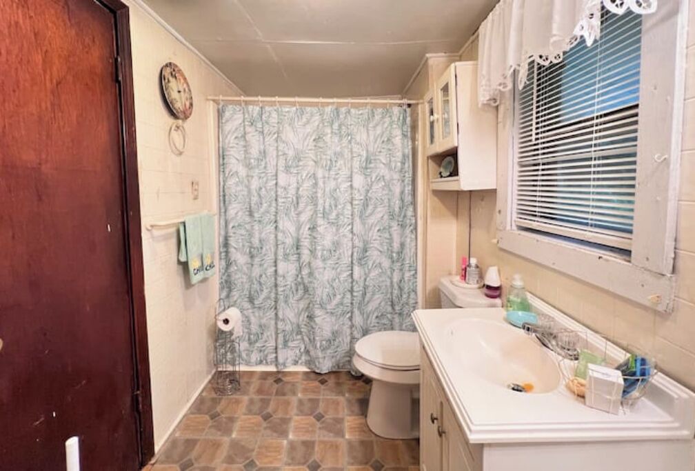 Photo of Bathroom in Stanton