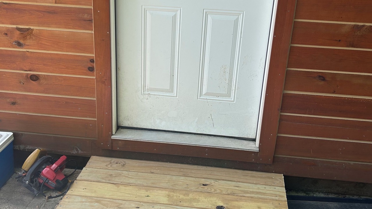 Photo of Outdoor in Viola