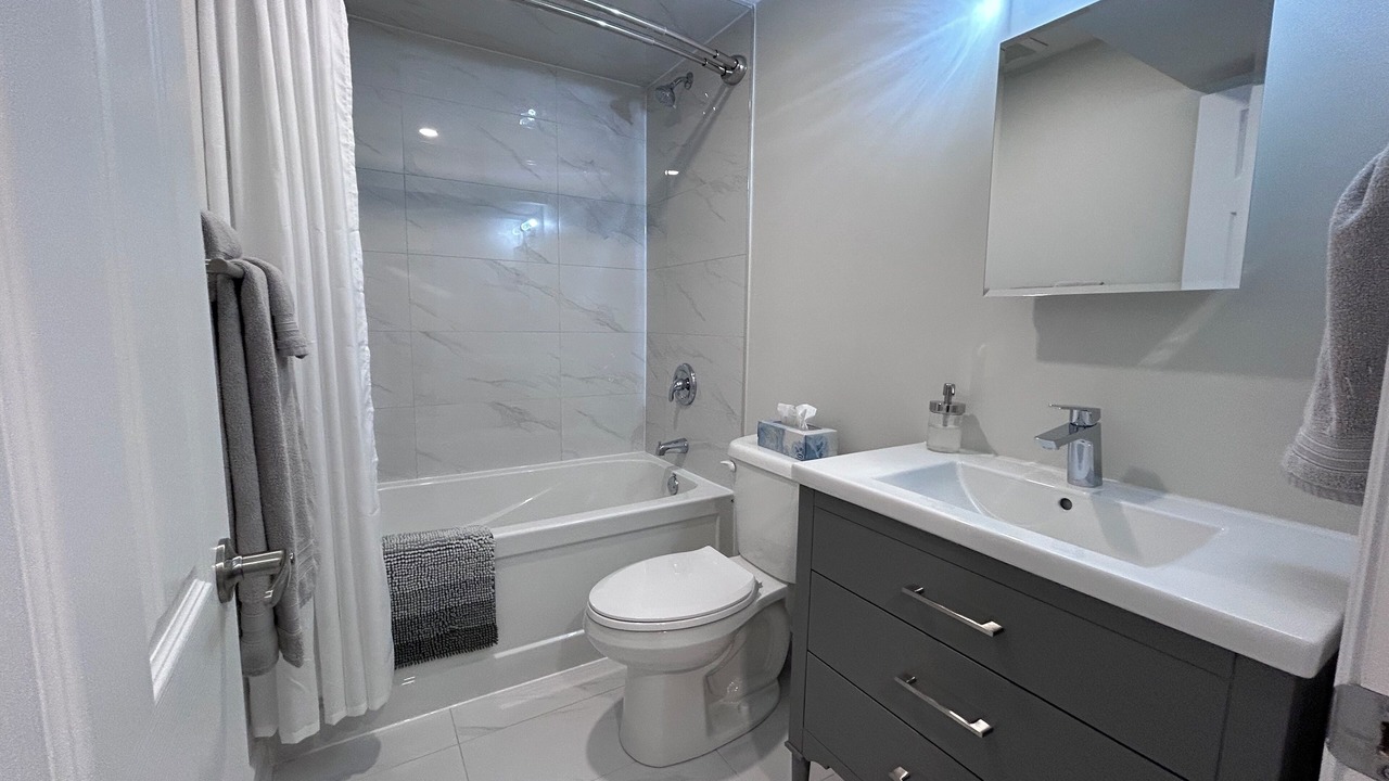 Photo of Bathroom in West Oak Trails