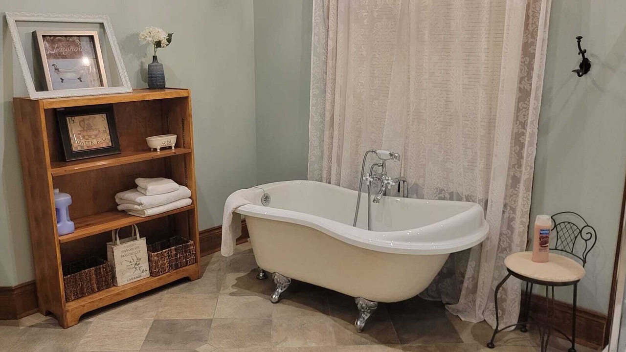 Photo of Bathroom in Saint Come