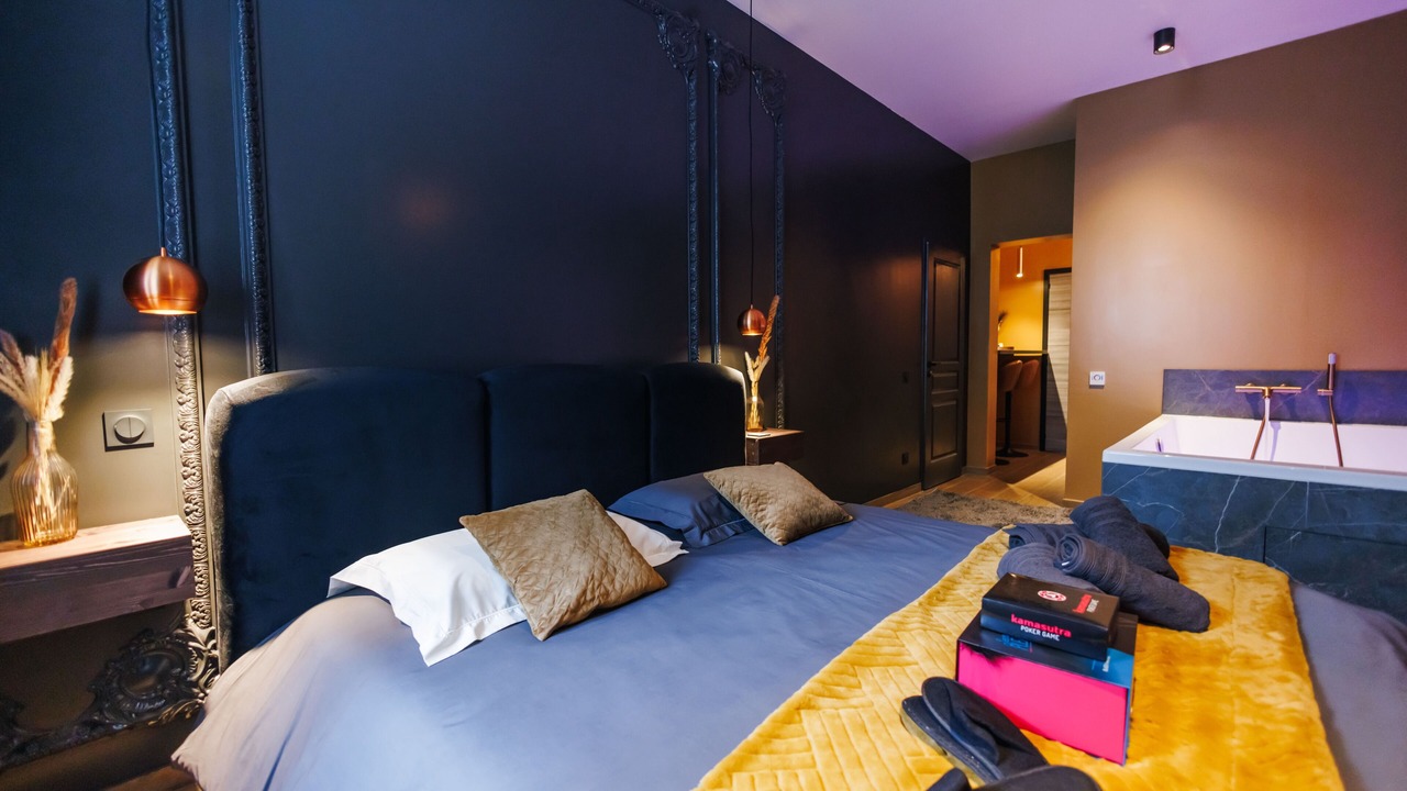 Photo of Bedroom in Downtown Angers