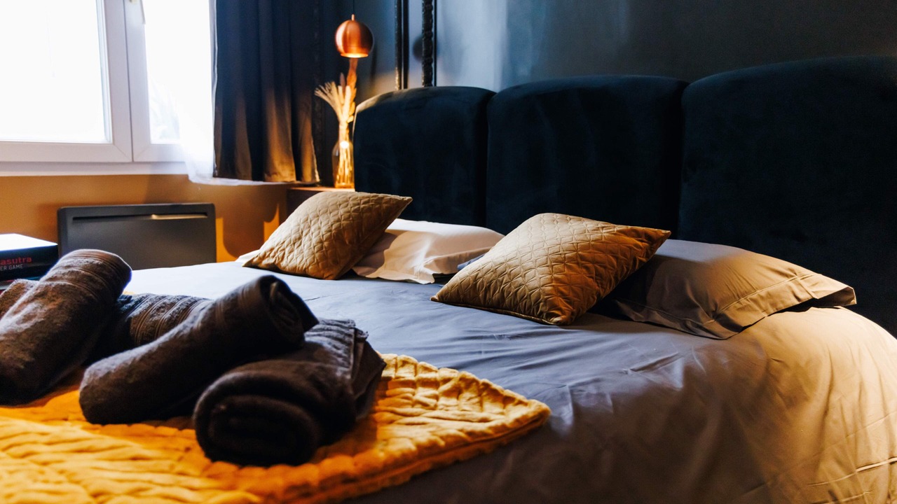 Photo of Bedroom in Downtown Angers