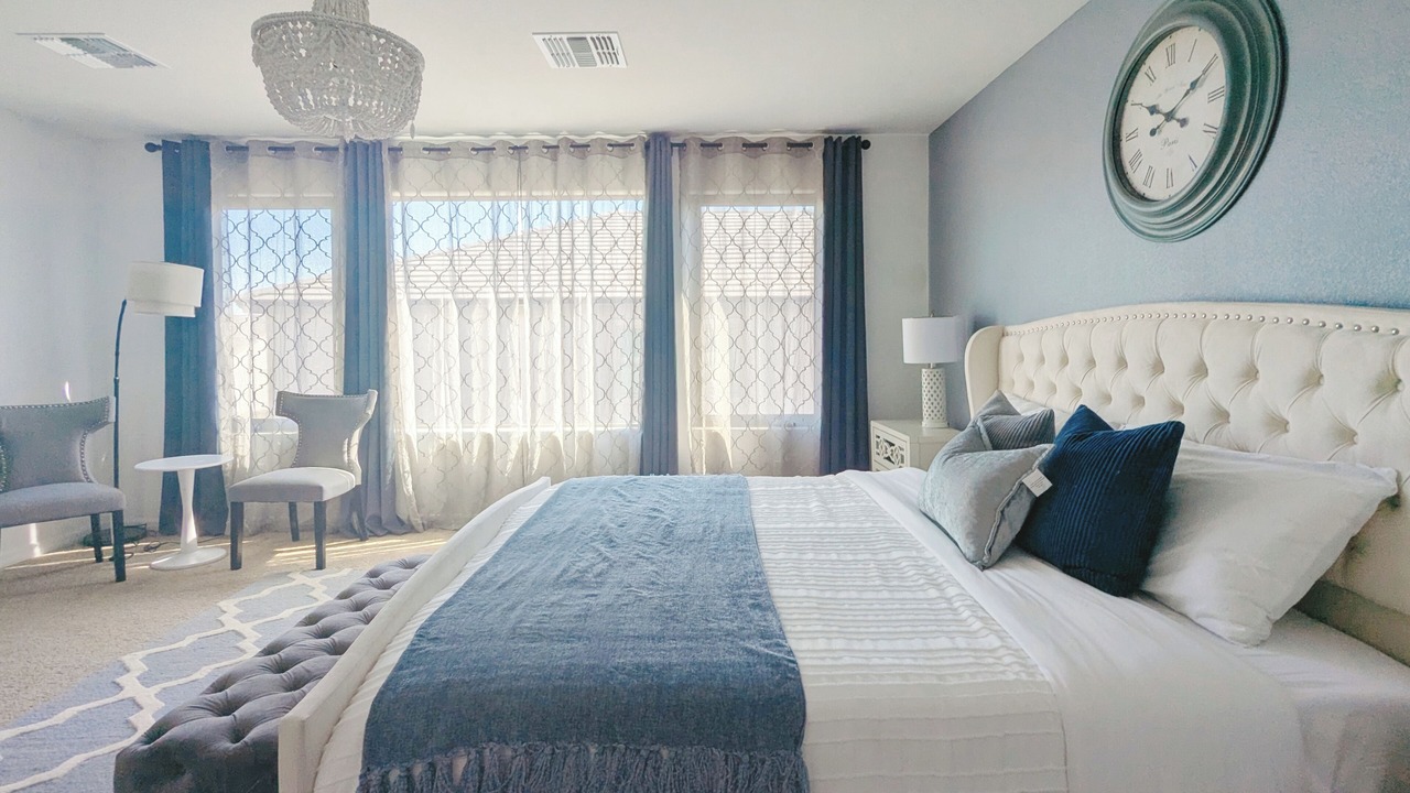 Photo of Bedroom in Enterprise
