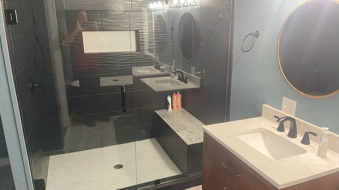 Photo of Bathroom in Grove