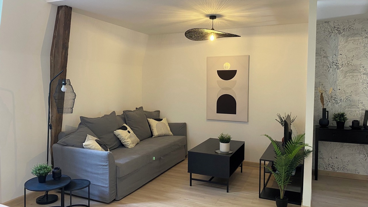 Photo of Livingroom in Charleville-Mezieres