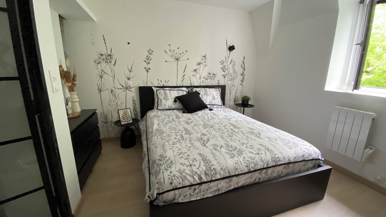 Photo of Bedroom in Charleville-Mezieres