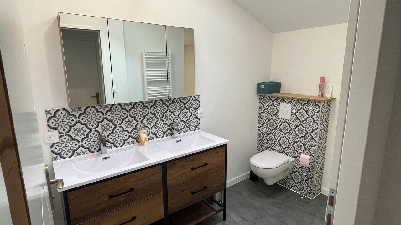 Photo of Bathroom in Talmont-Saint-Hilaire