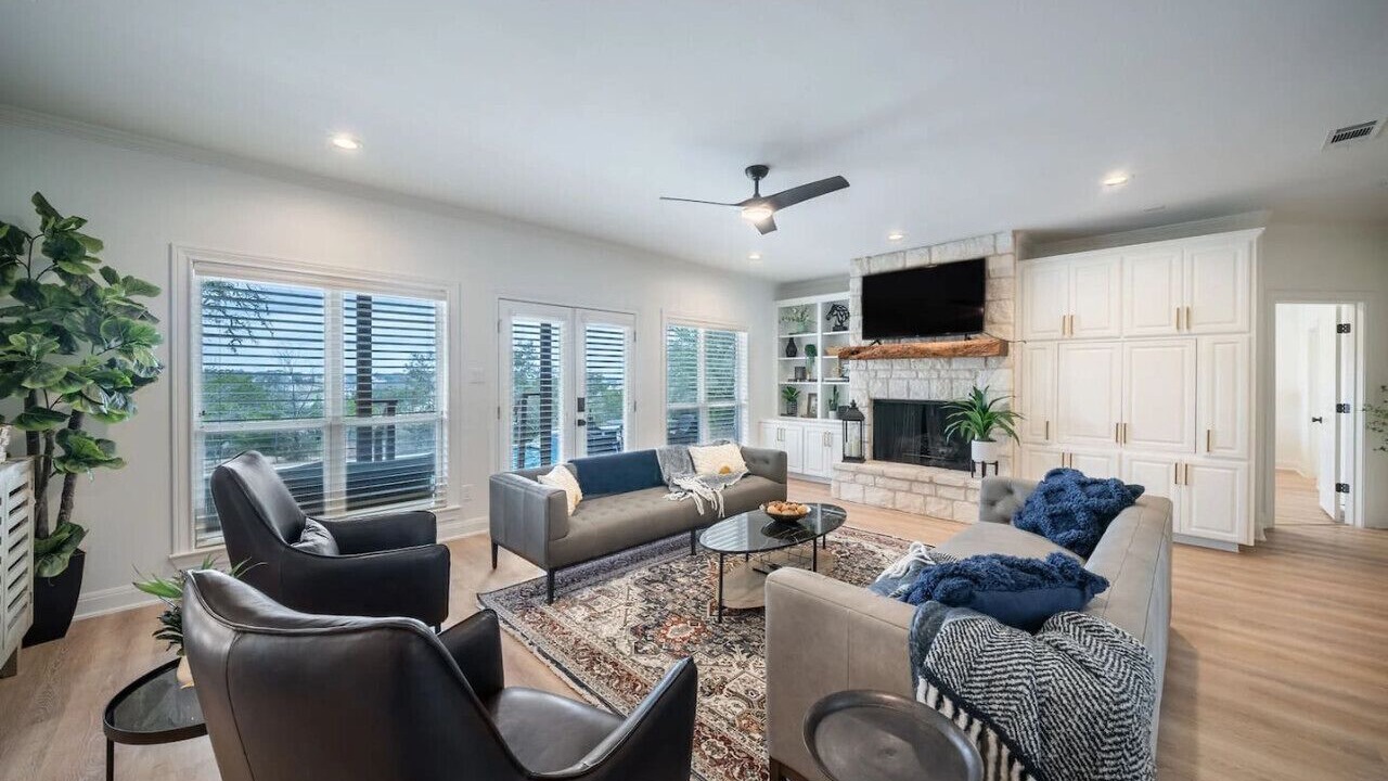Photo of Livingroom in Austin