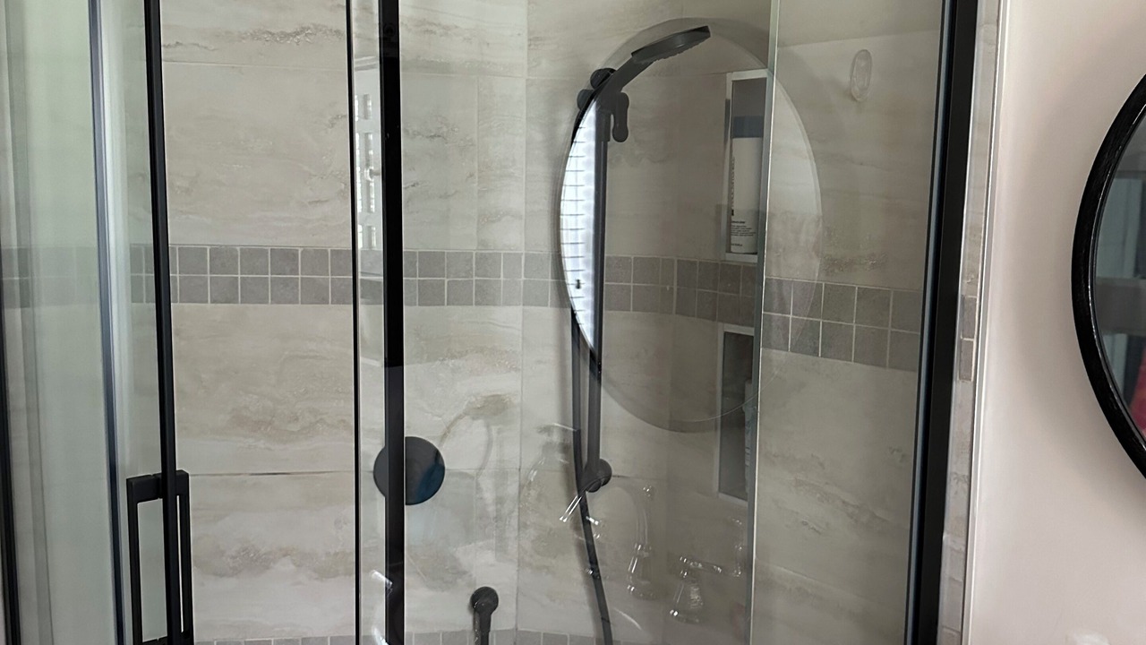 Photo of Bathroom in Ivry-sur-le-Lac