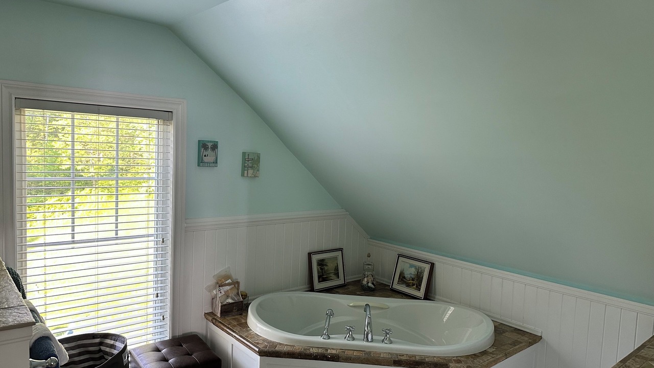 Photo of Bathroom in Ivry-sur-le-Lac