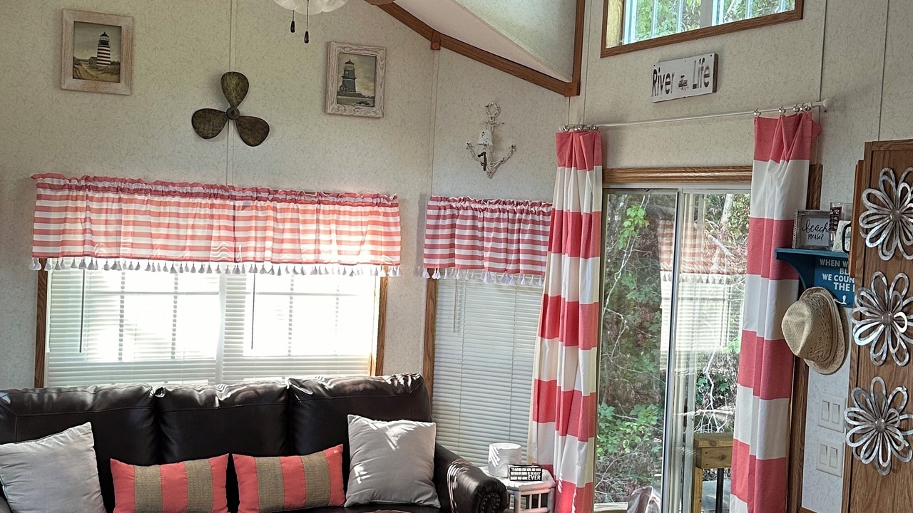 Photo of Livingroom in McGregor