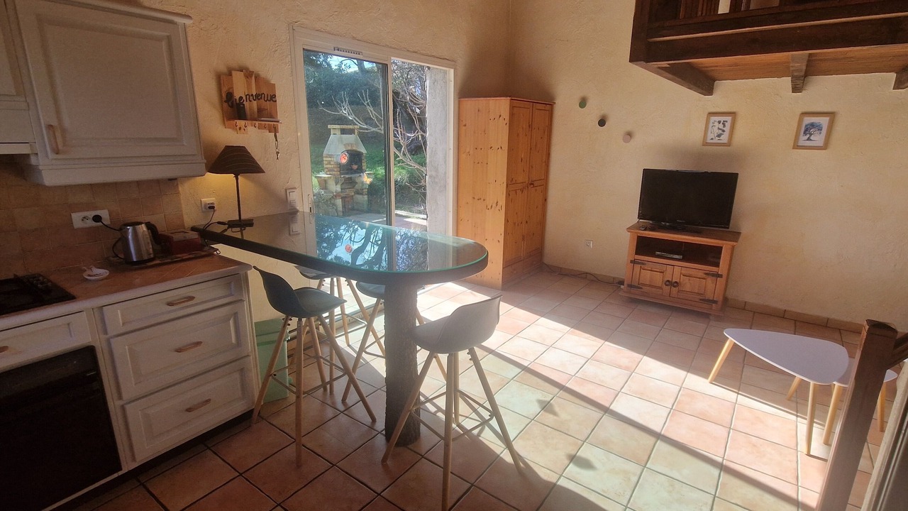 Photo of Kitchen in Berre-des-Alpes