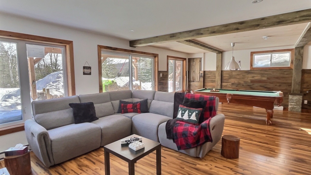 Photo of Livingroom in Wentworth-Nord
